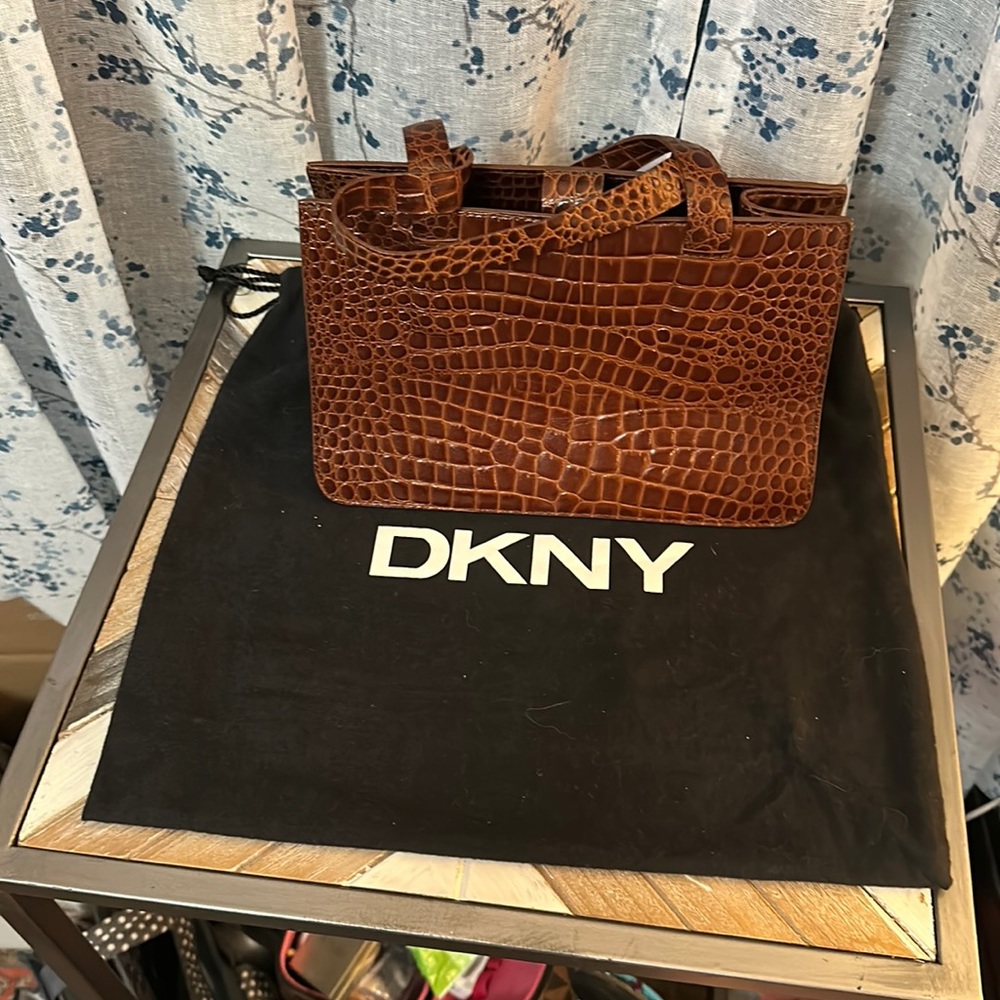 Donna Karen NY alligator purse EXCELLENT condition!